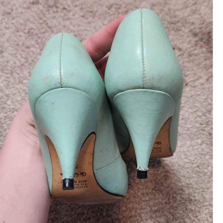 vintage kitten heels seafoam green with pink insole leather size 7.5