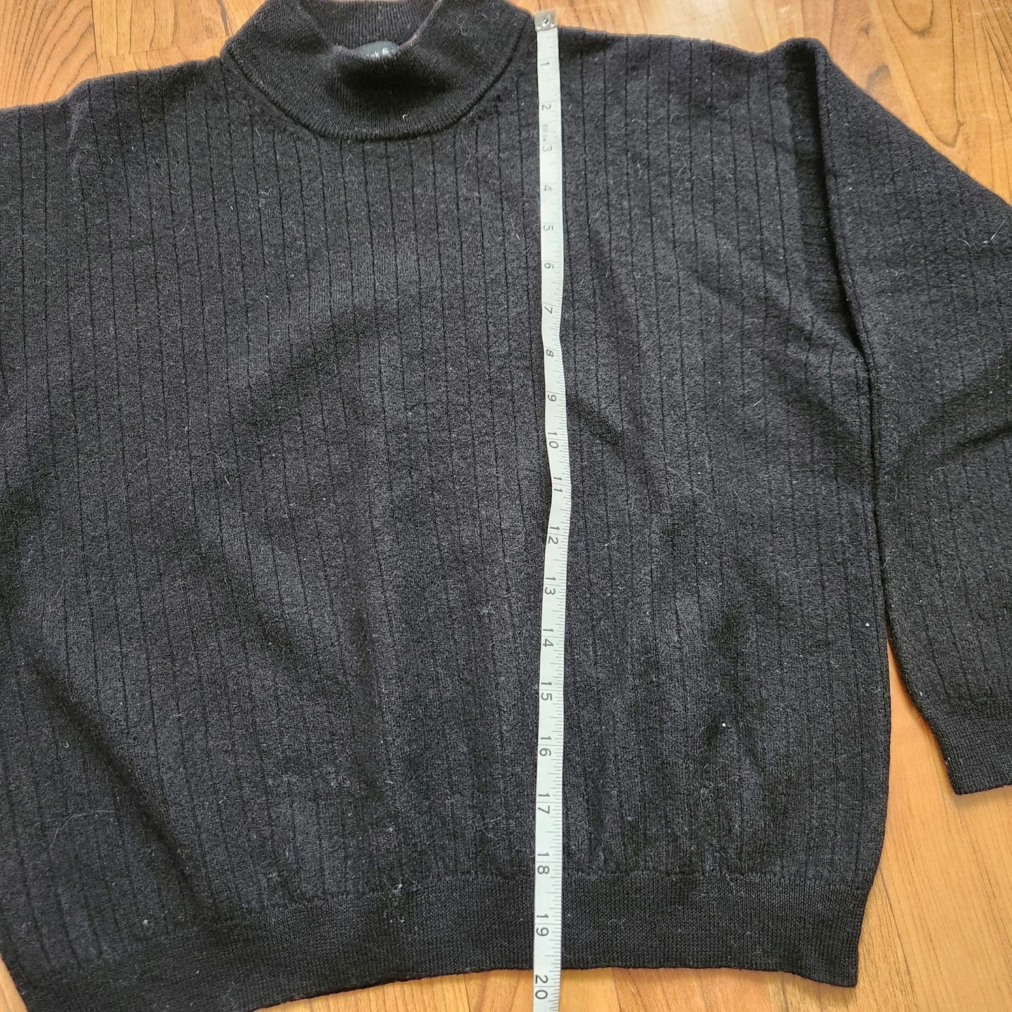 Preswick & moore woolmark Merino wool black mockneck pull over sweater ribbed